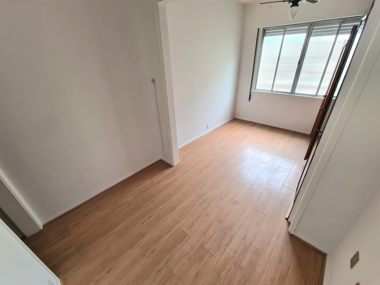 Kitnet e Studio à venda, 33m² - Foto 1