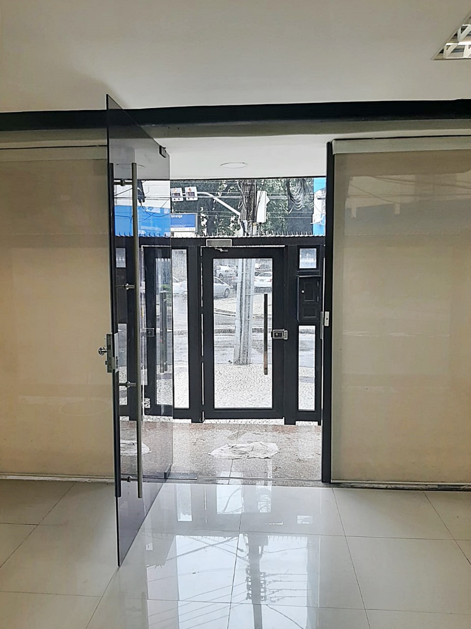 Prédio Inteiro para alugar, 240m² - Foto 1