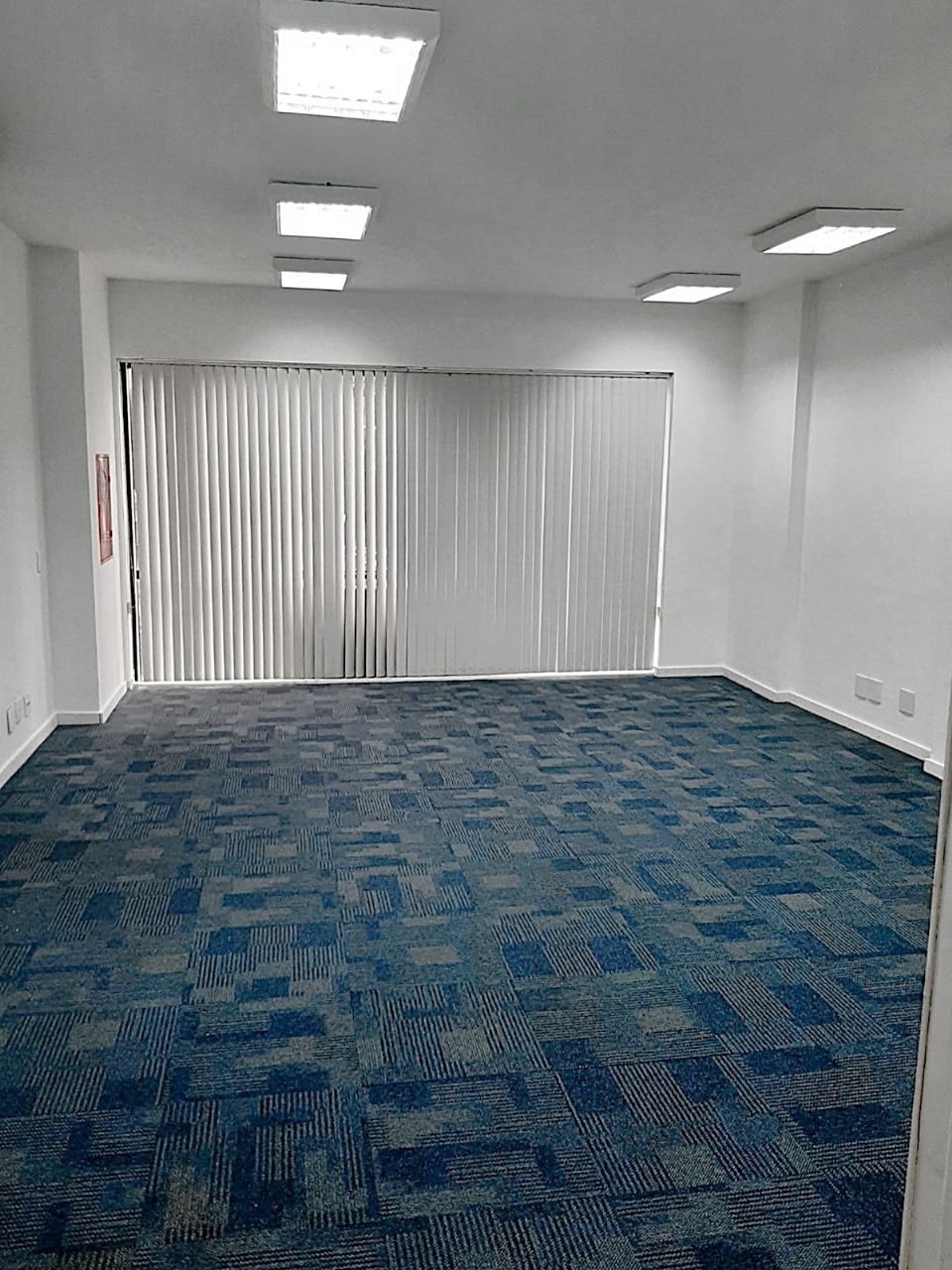 Prédio Inteiro para alugar, 240m² - Foto 11