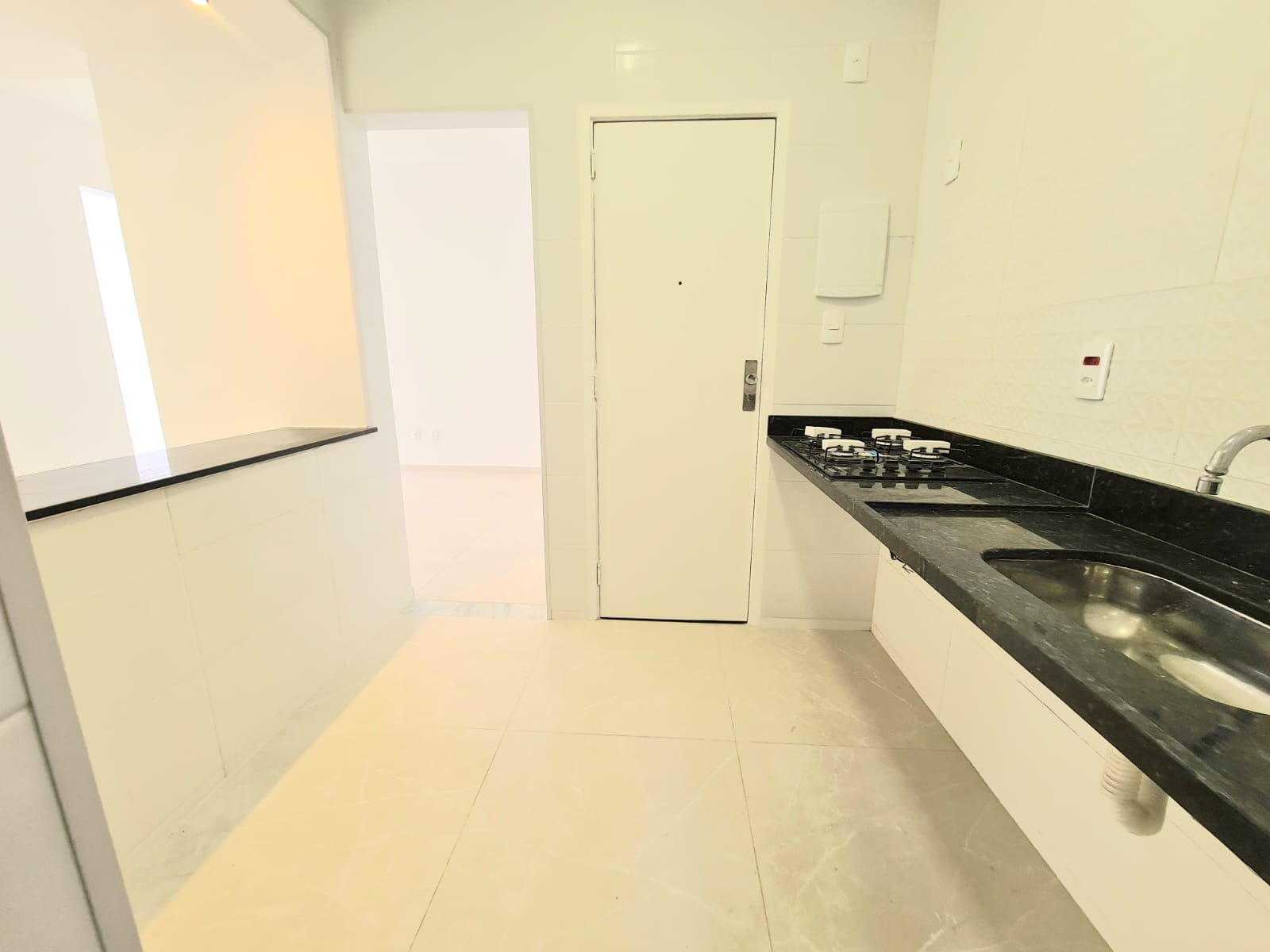 Apartamento à venda com 2 quartos, 60m² - Foto 20