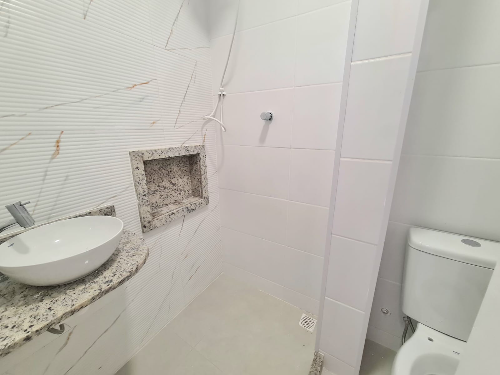 Apartamento à venda com 2 quartos, 60m² - Foto 24