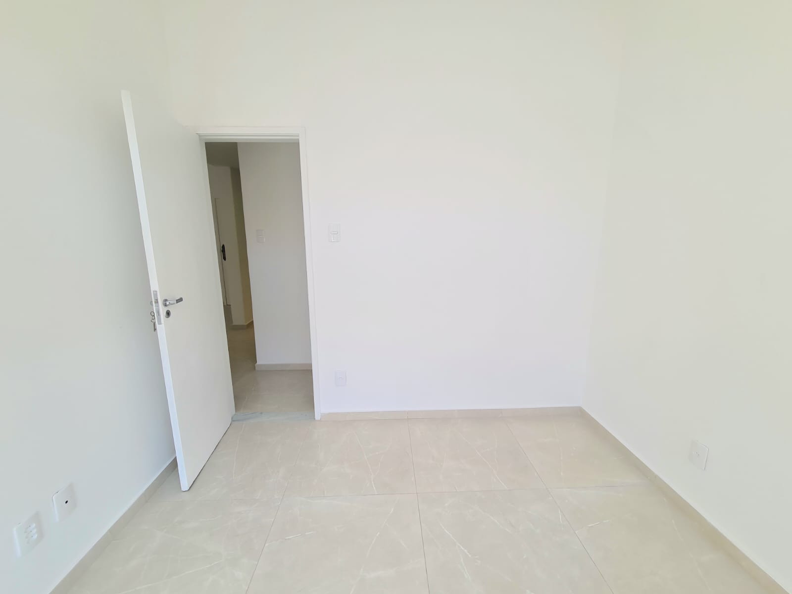 Apartamento à venda com 2 quartos, 60m² - Foto 10