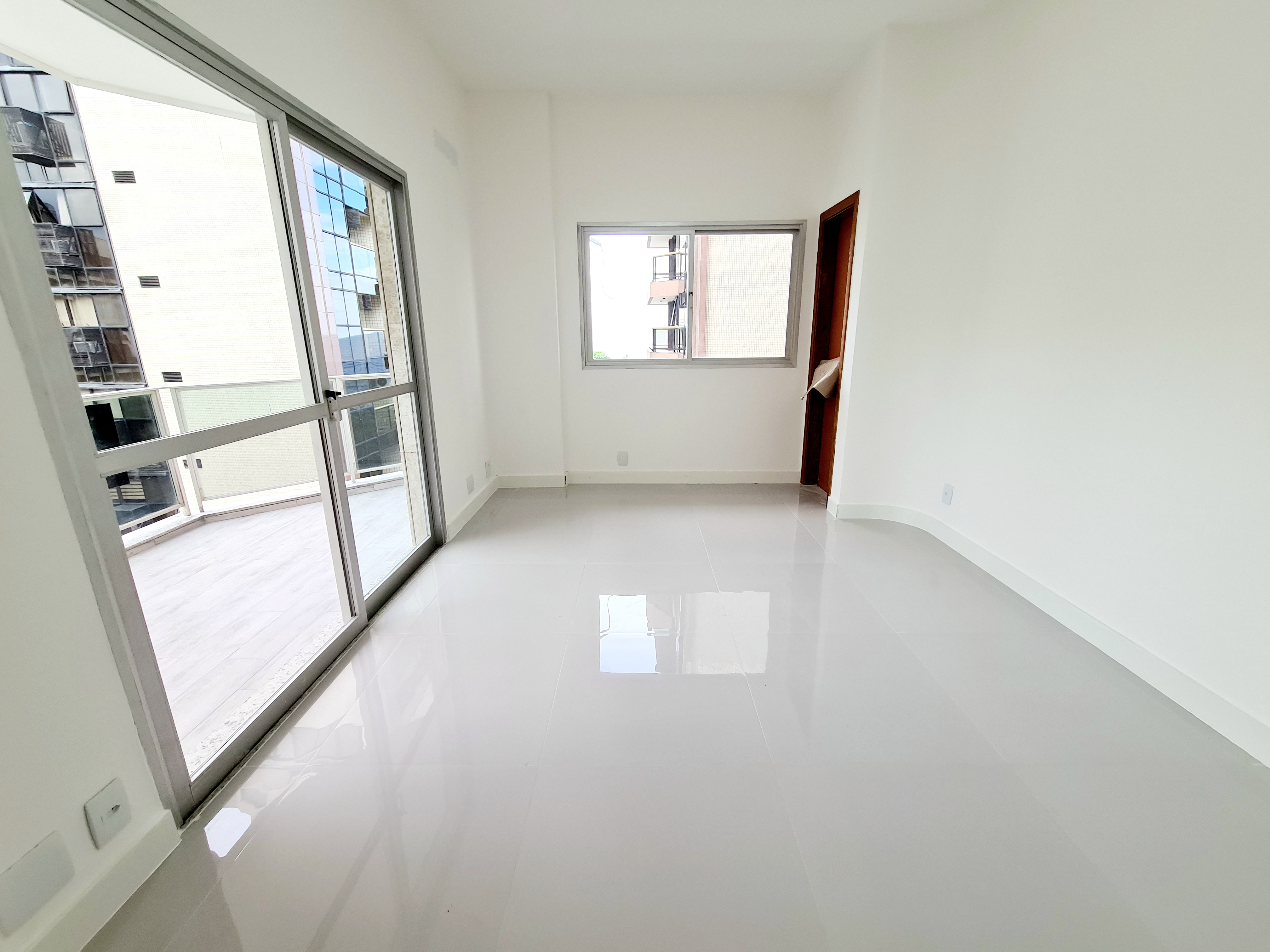 Apartamento à venda com 4 quartos, 185m² - Foto 21