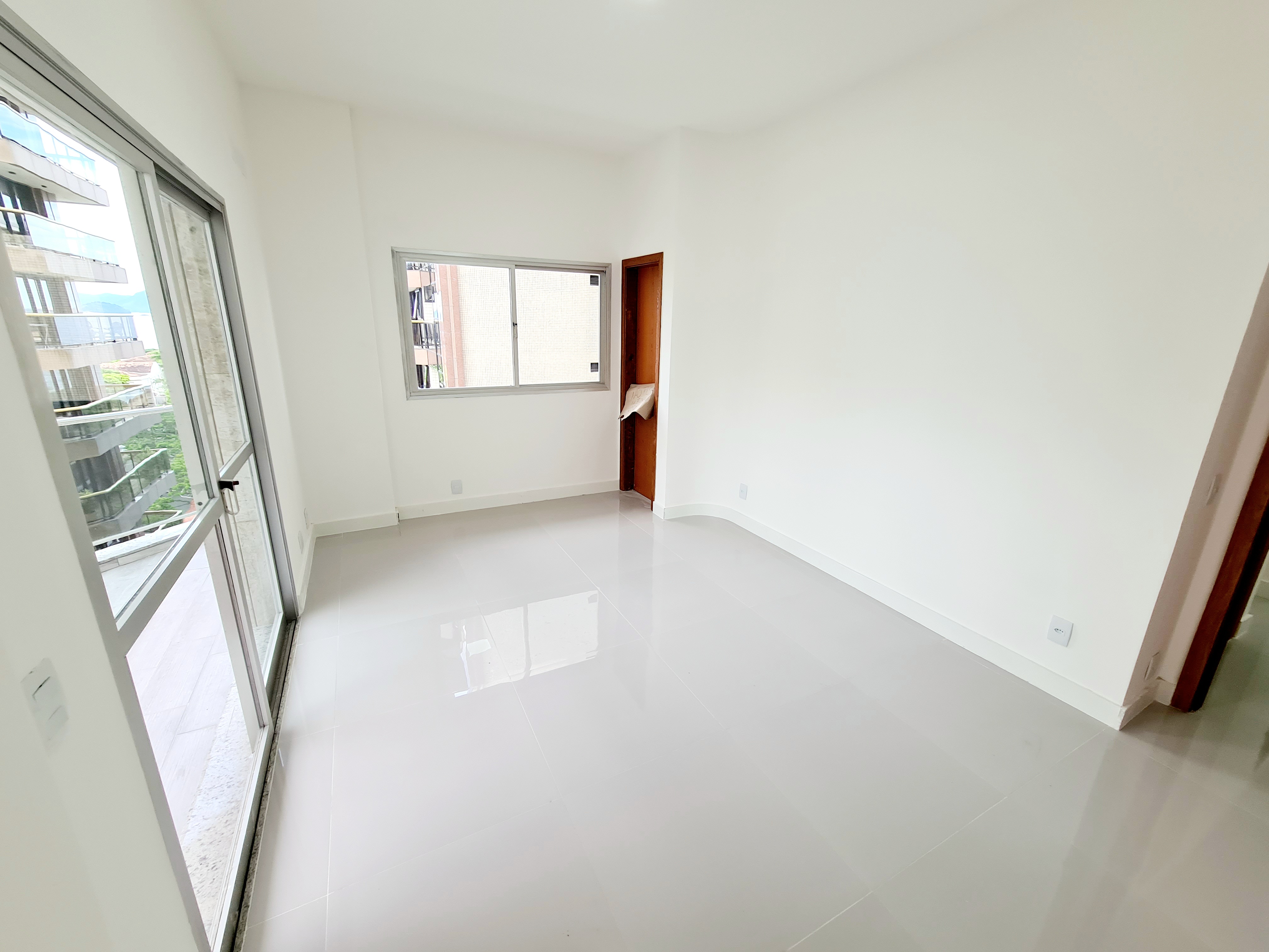 Apartamento à venda com 4 quartos, 185m² - Foto 32