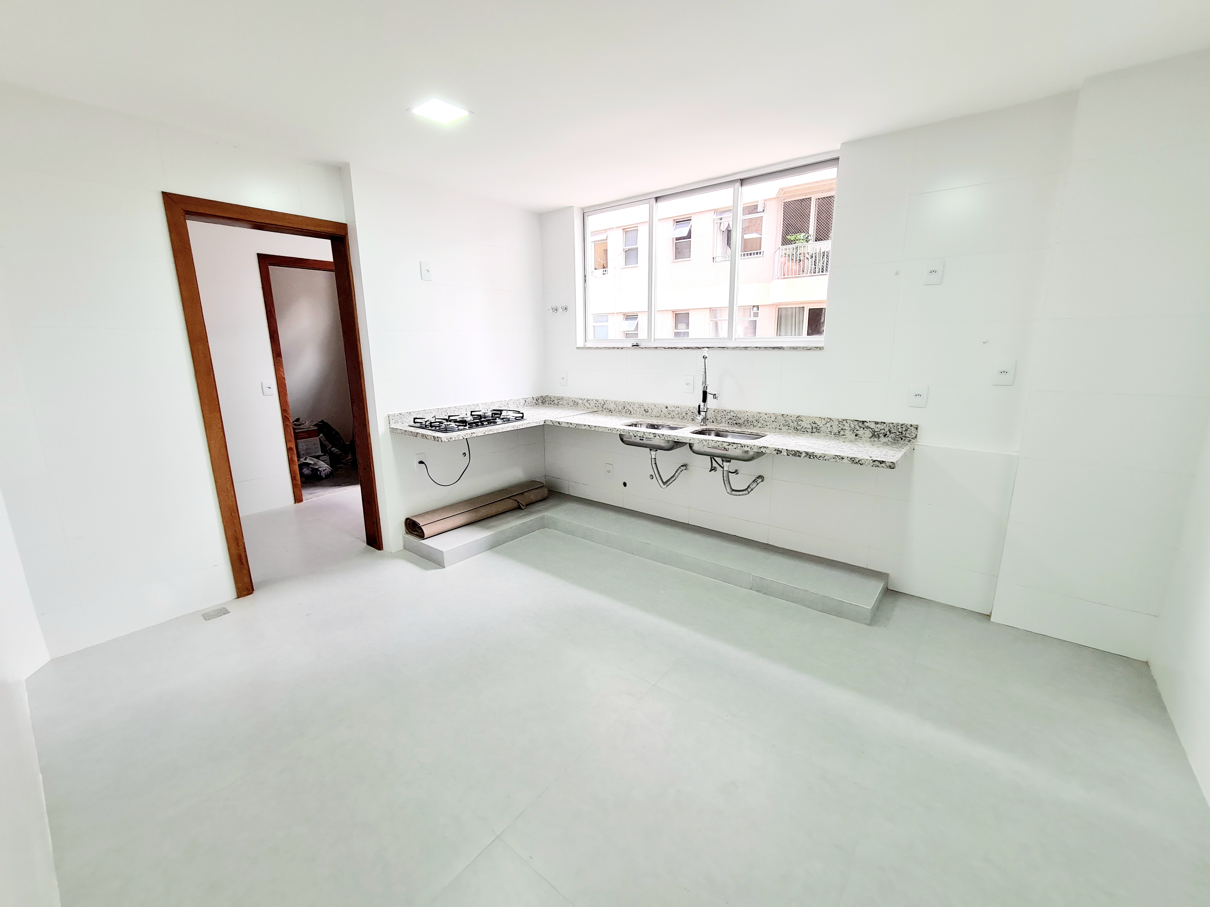 Apartamento à venda com 4 quartos, 185m² - Foto 39