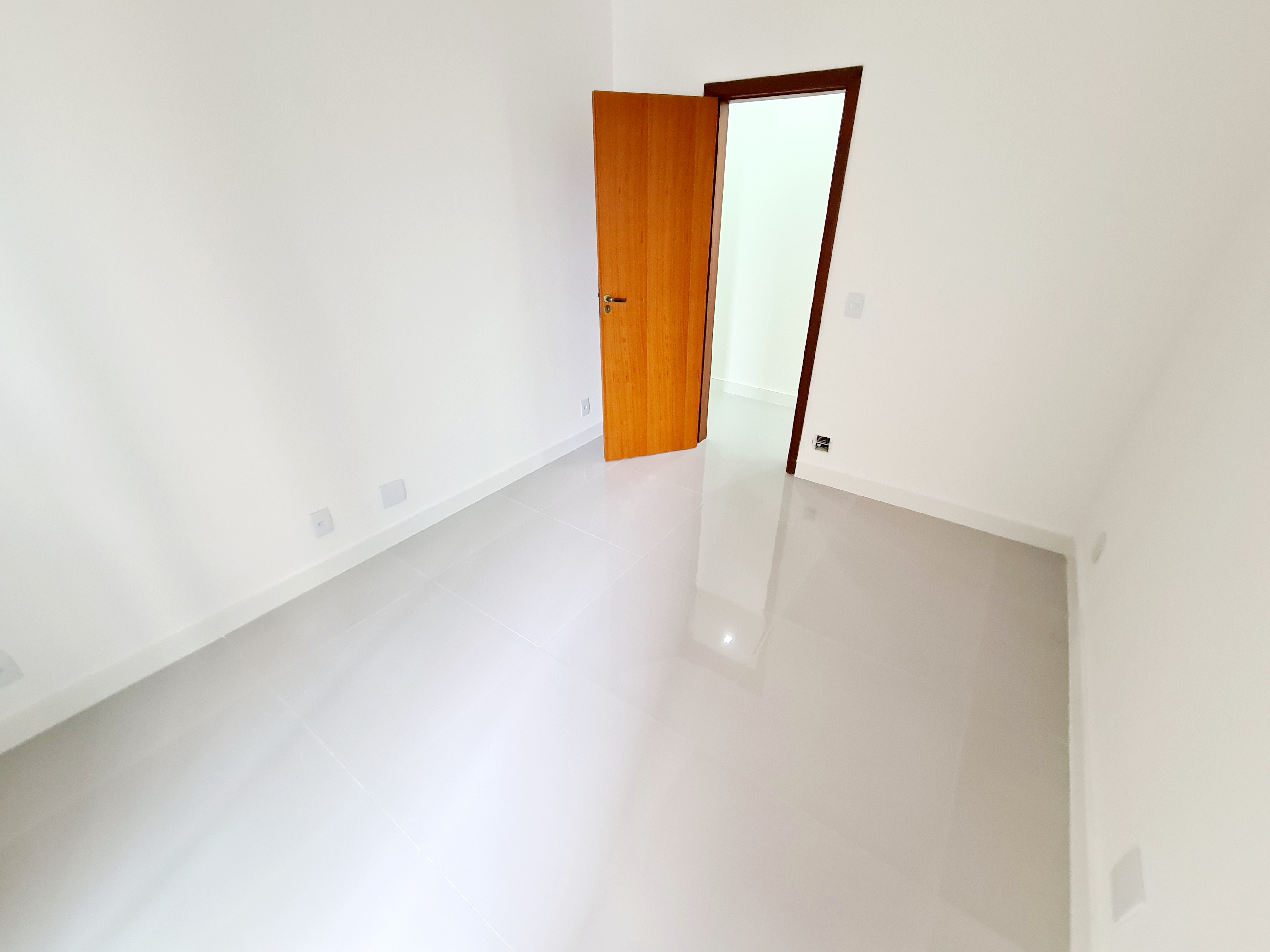 Apartamento à venda com 4 quartos, 185m² - Foto 4