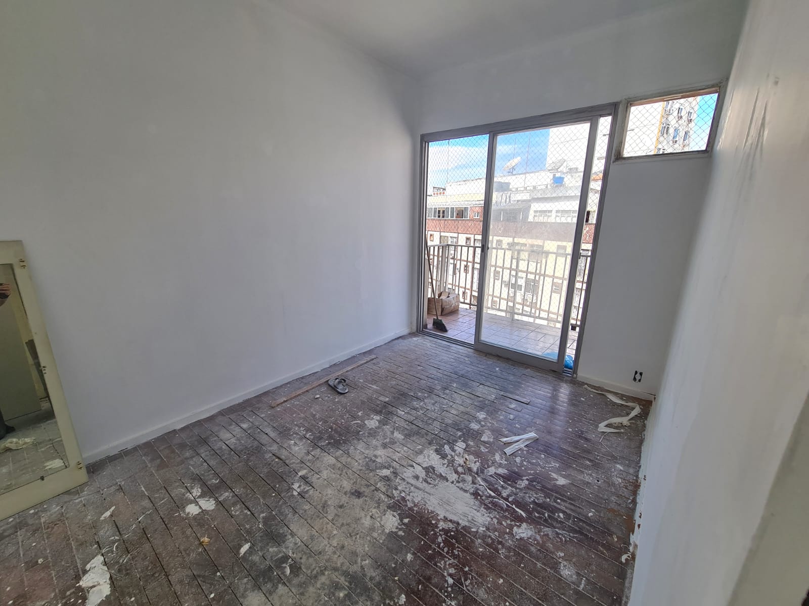 Apartamento à venda com 3 quartos, 100m² - Foto 17