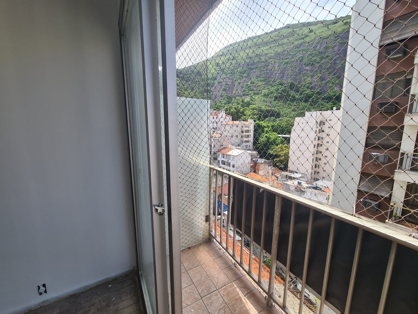 Apartamento à venda com 3 quartos, 100m² - Foto 5