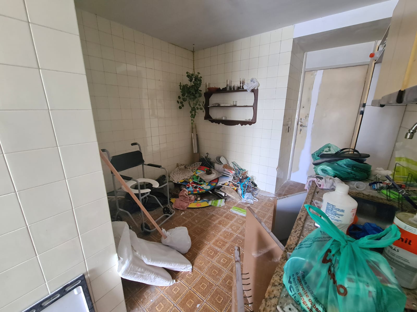 Apartamento à venda com 3 quartos, 100m² - Foto 21