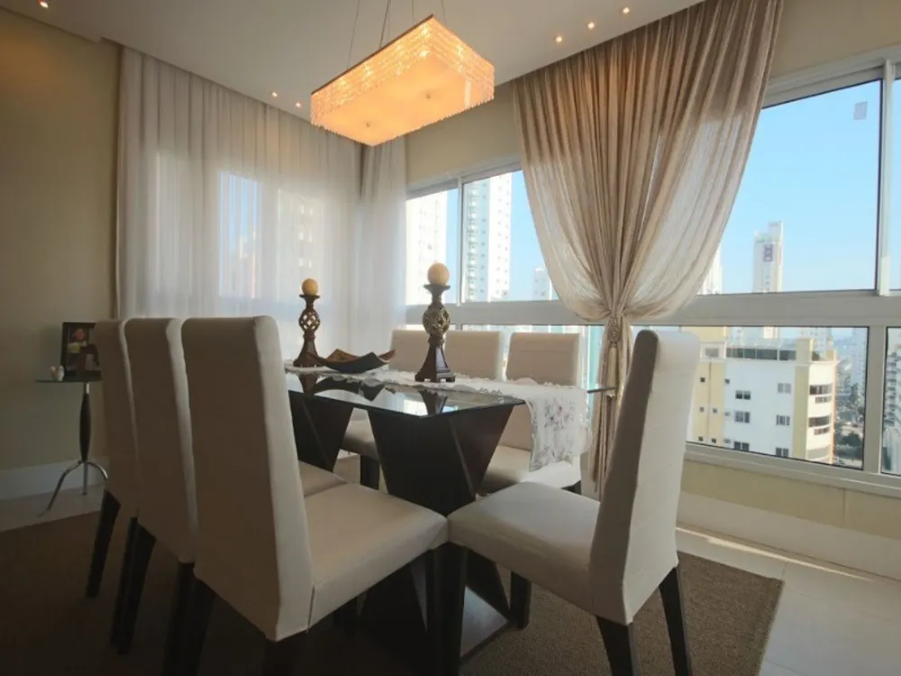 Apartamento, 3 quartos, 135 m² - Foto 1