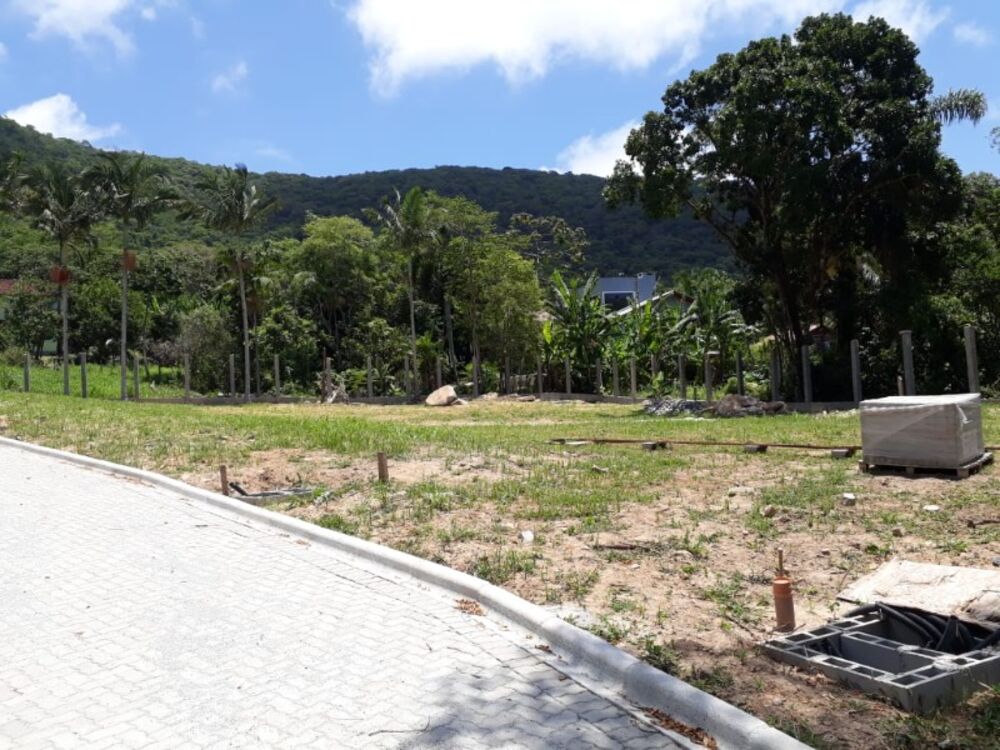 Loteamento e Condomínio - Foto 11