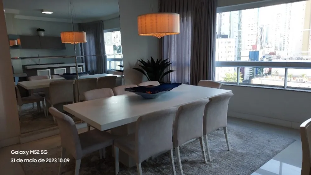 Apartamento, 3 quartos, 130 m² - Foto 2