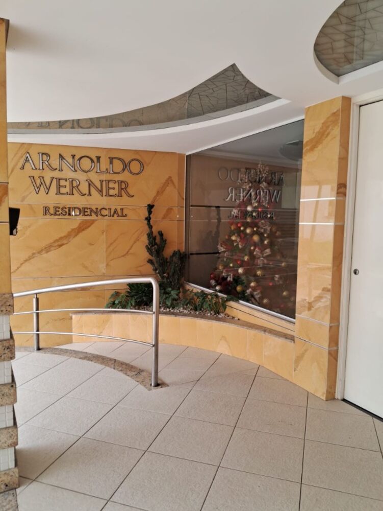 Apartamento, 3 quartos, 120 m² - Foto 2