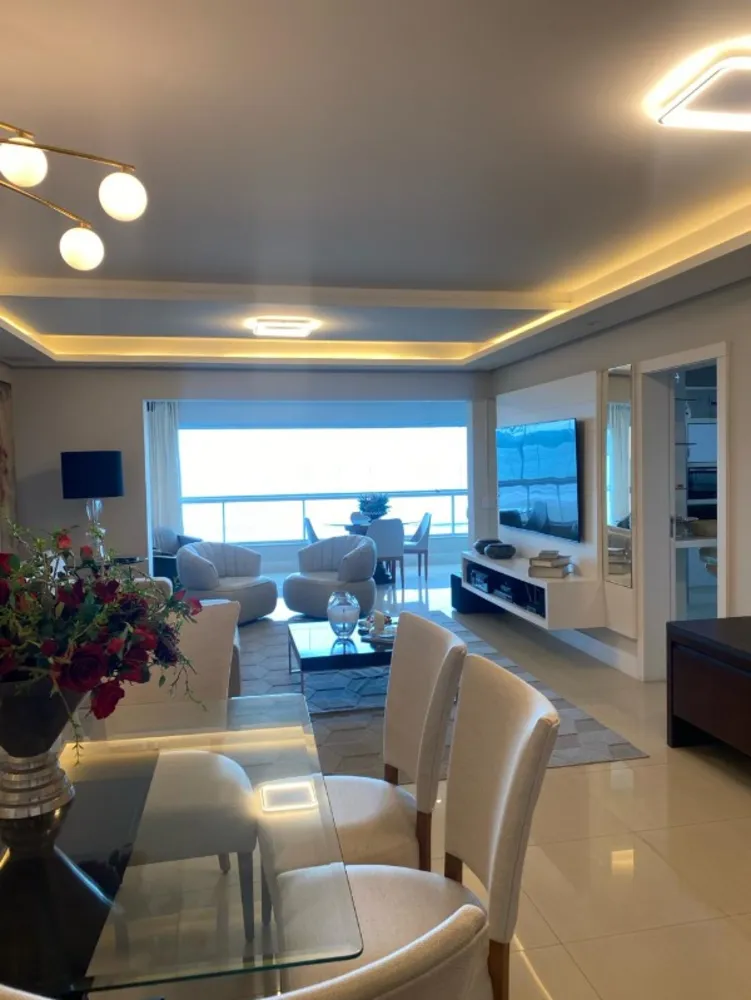 Apartamento, 3 quartos, 206 m² - Foto 4