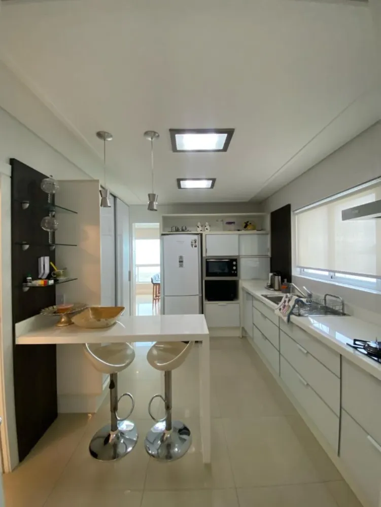 Apartamento, 3 quartos, 206 m² - Foto 14