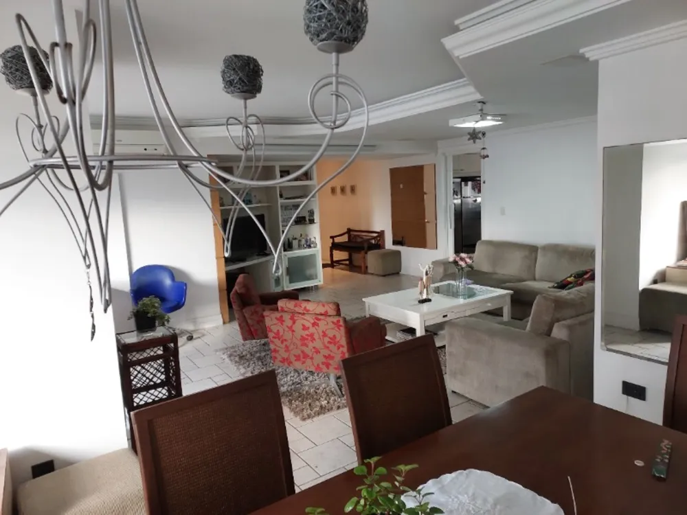 Apartamento, 3 quartos, 170 m² - Foto 1