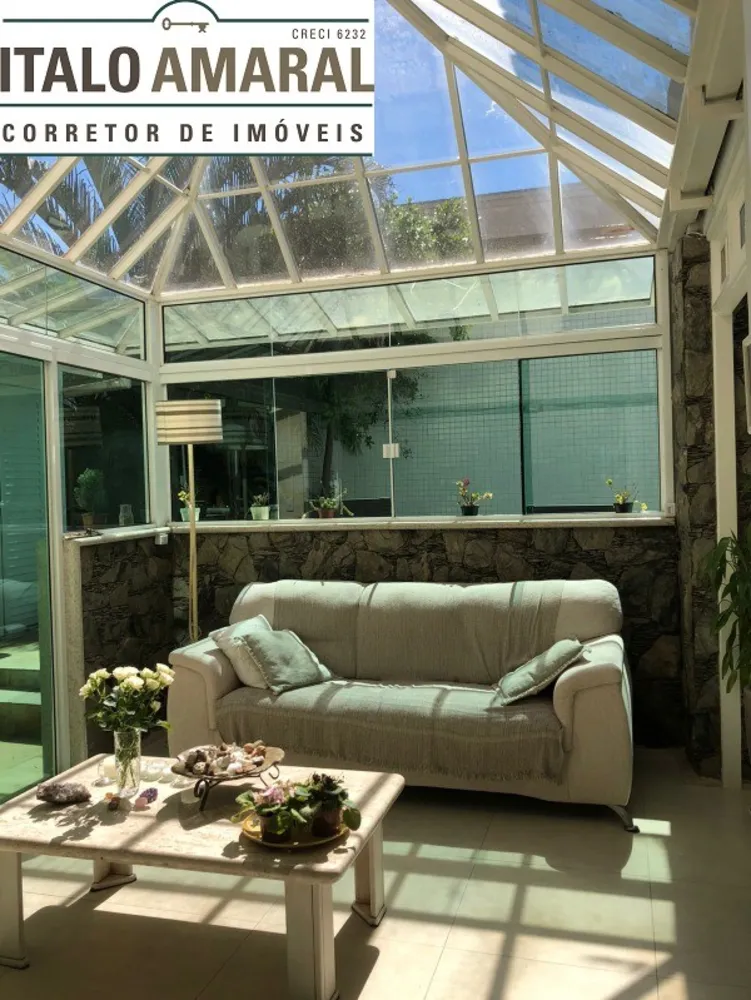 Casa, 5 quartos, 200 m² - Foto 1