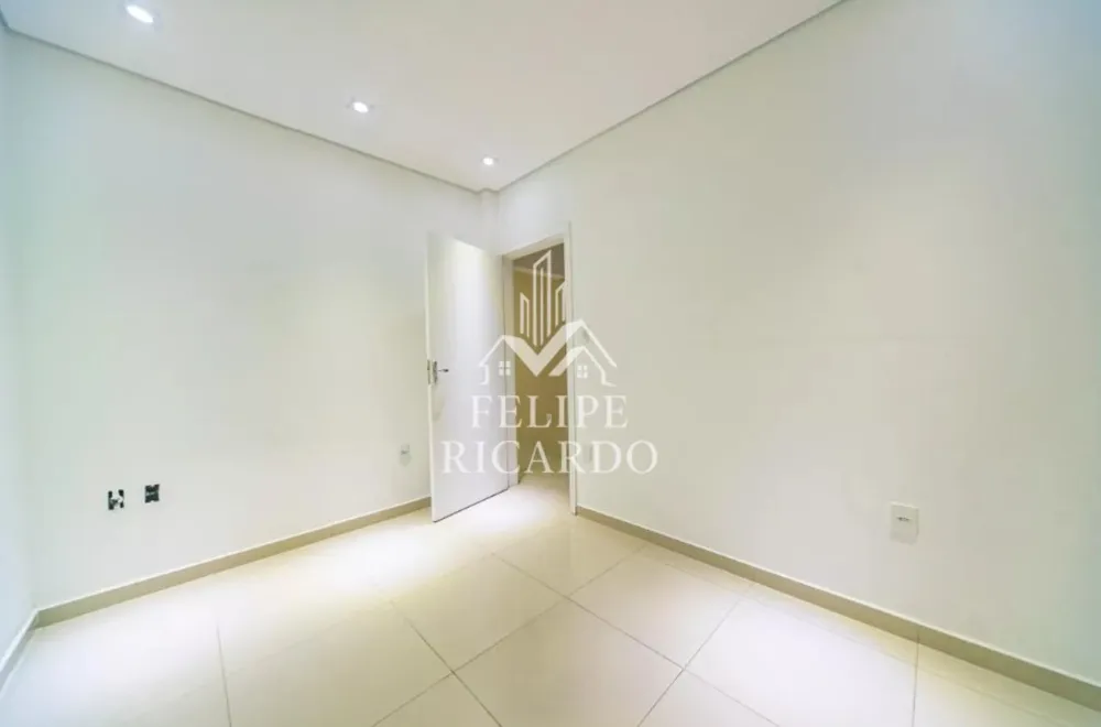 Casa, 5 quartos, 268 m² - Foto 3