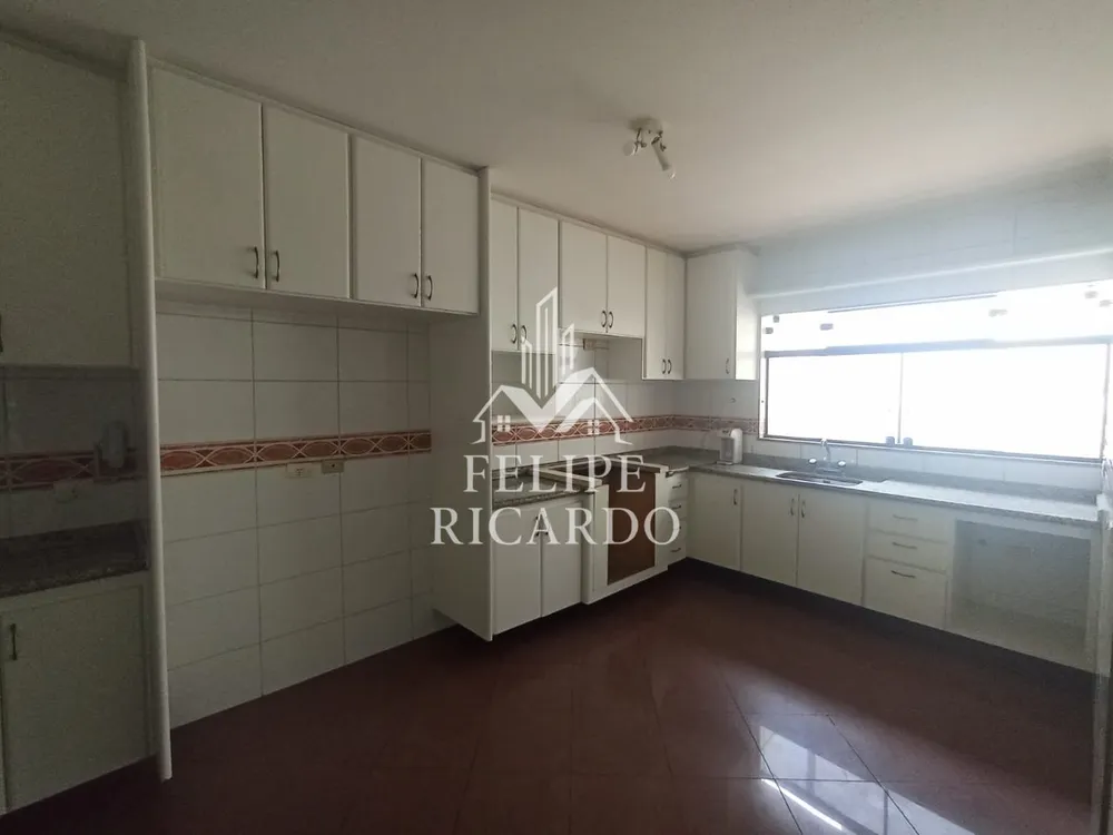 Casa, 3 quartos, 248 m² - Foto 14