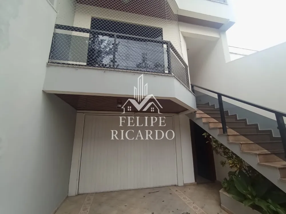 Casa, 3 quartos, 248 m² - Foto 1