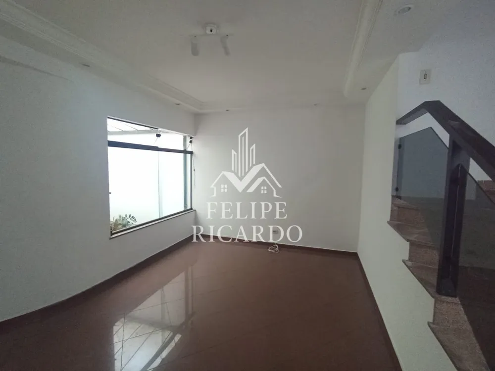 Casa, 3 quartos, 248 m² - Foto 4