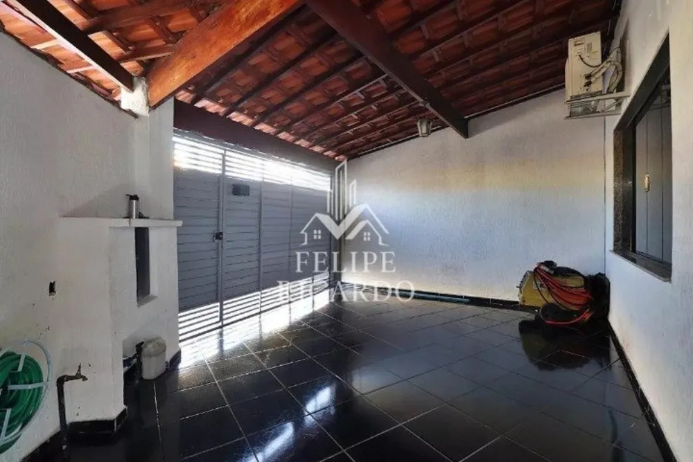 Casa, 3 quartos, 300 m² - Foto 1