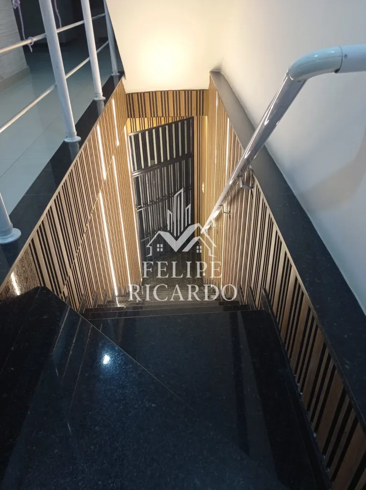 Sobrado, 3 quartos, 250 m² - Foto 1