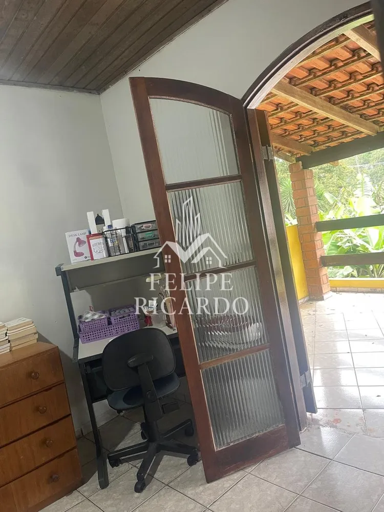 Sítio, 4 quartos, 1000 m² - Foto 7