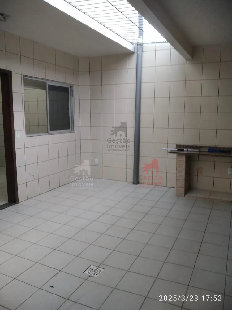Casa, 2 quartos, 62 m² - Foto 1
