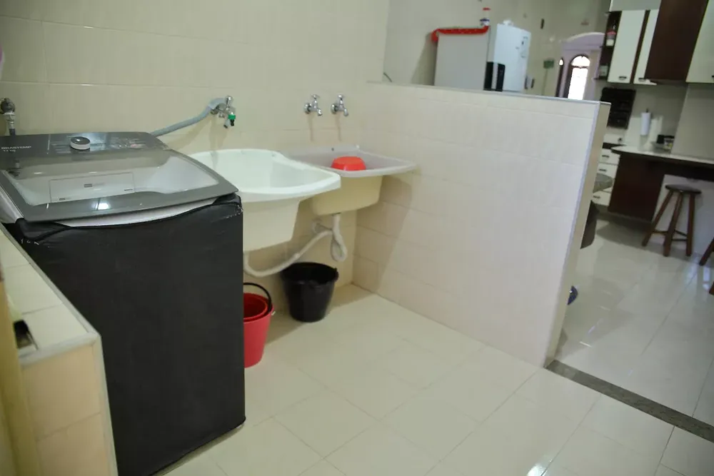 Casa, 4 quartos, 241 m² - Foto 3