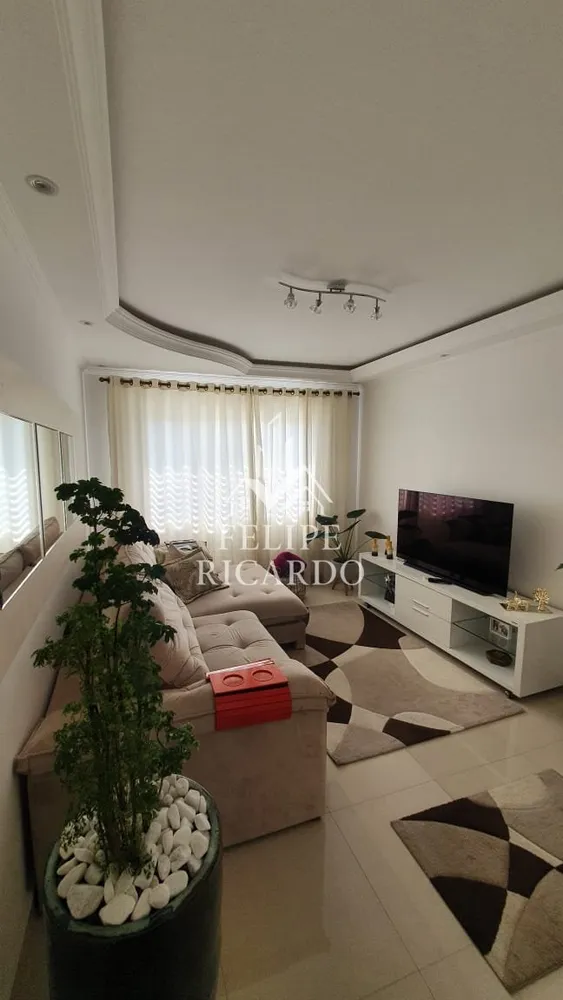 Casa, 4 quartos, 215 m² - Foto 1