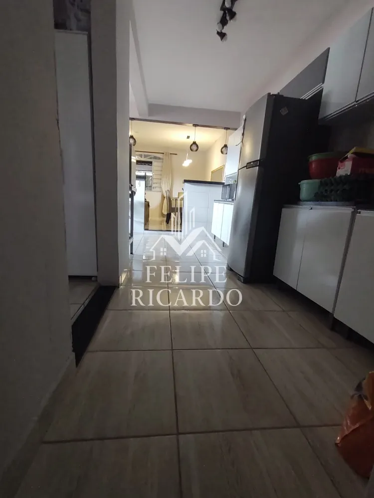 Casa, 3 quartos, 200 m² - Foto 4