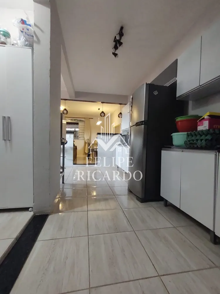 Casa, 3 quartos, 200 m² - Foto 3