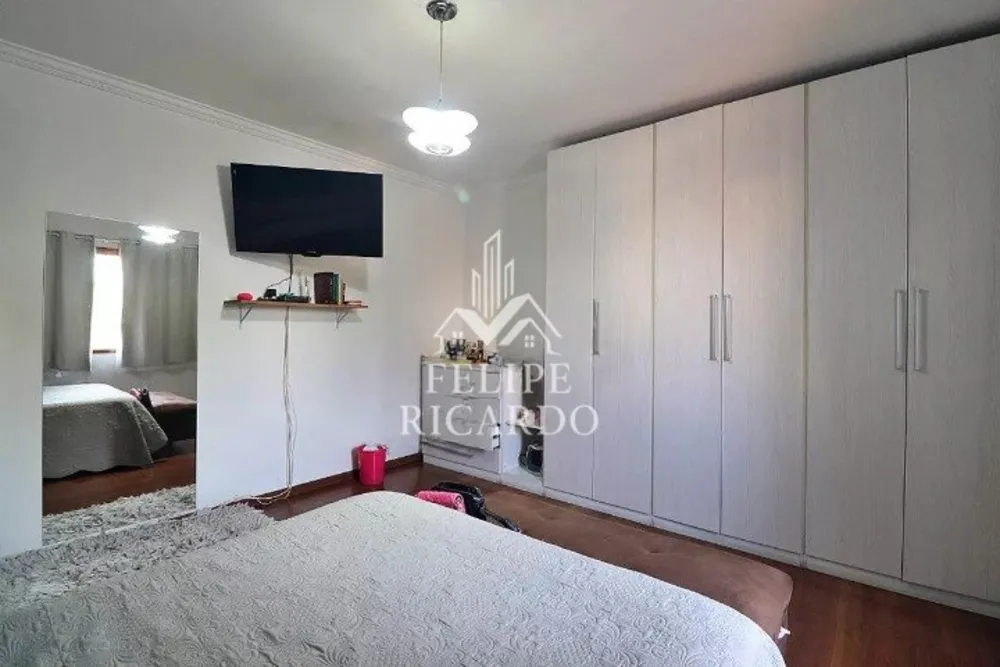 Casa, 3 quartos, 300 m² - Foto 1