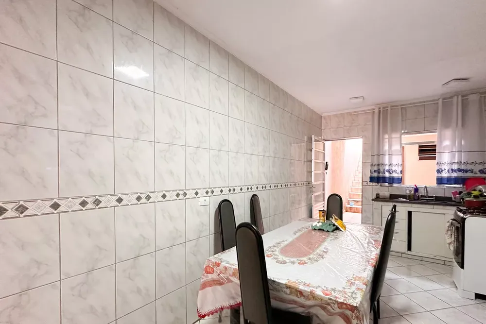 Casa, 3 quartos, 180 m² - Foto 4