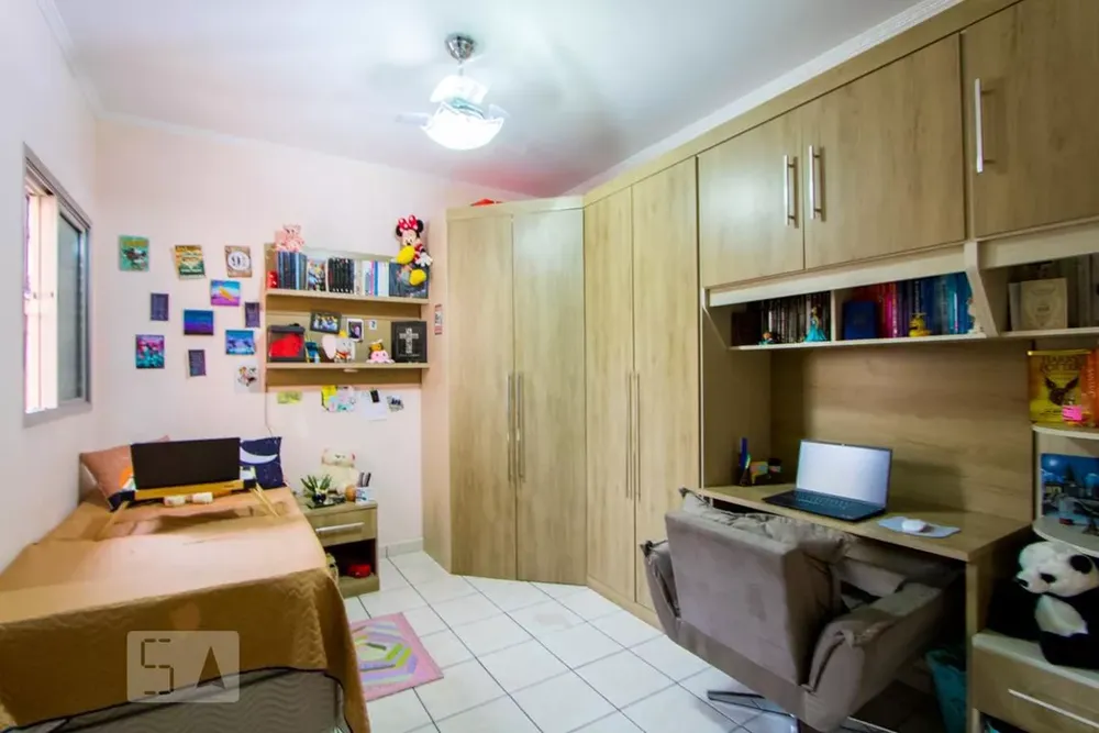 Casa, 3 quartos, 218 m² - Foto 2