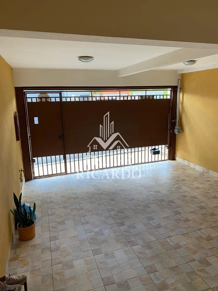 Casa, 4 quartos, 206 m² - Foto 2