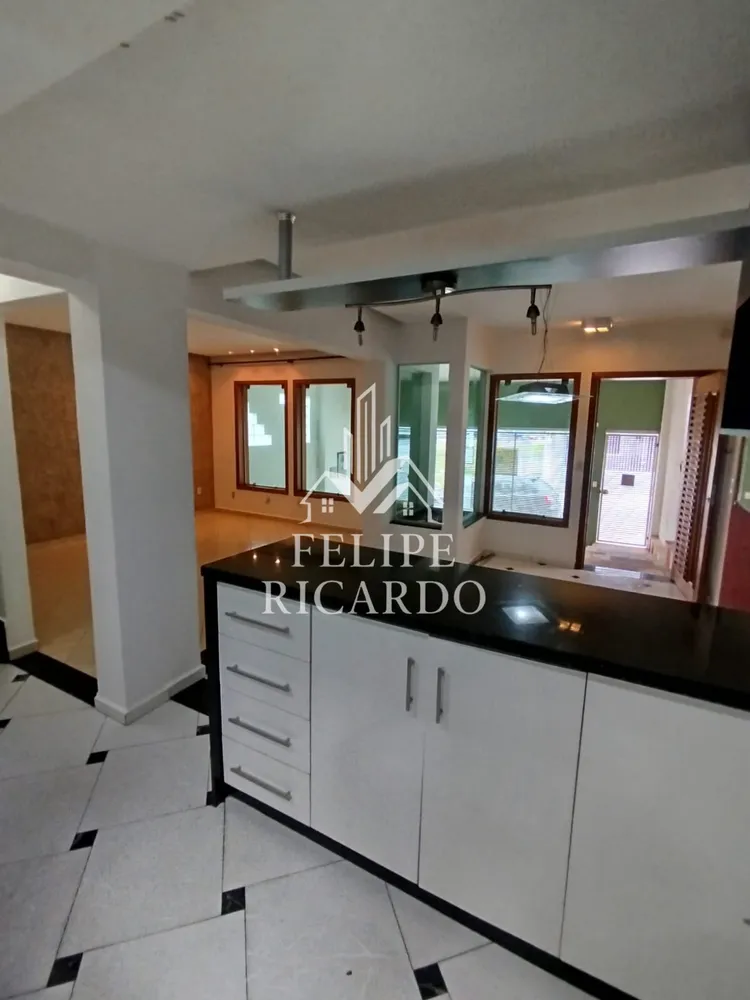 Casa, 4 quartos, 220 m² - Foto 9