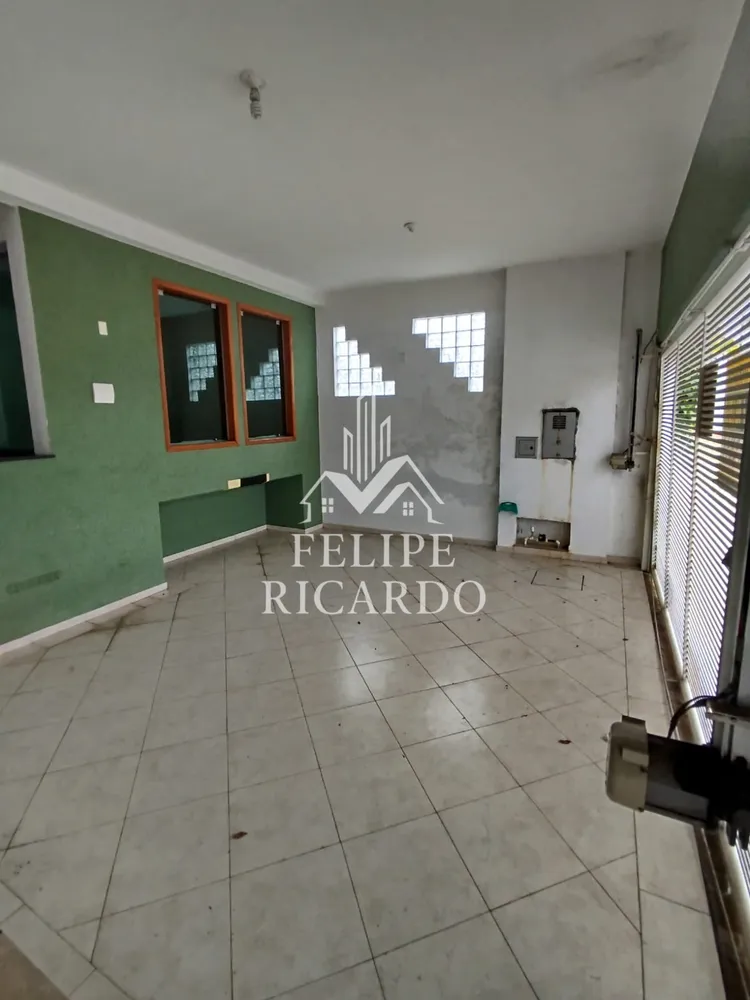 Casa, 4 quartos, 220 m² - Foto 4
