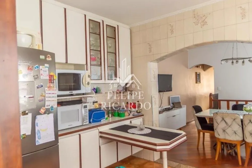 Casa, 5 quartos, 250 m² - Foto 4