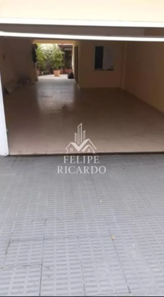 Casa, 3 quartos, 296 m² - Foto 1