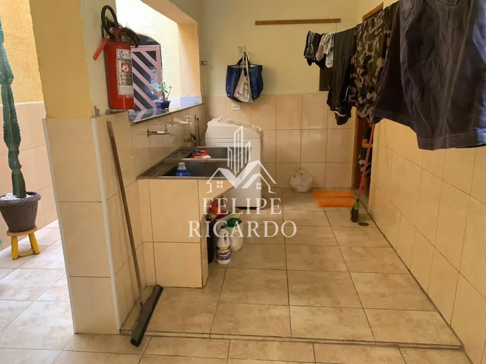 Casa, 4 quartos, 235 m² - Foto 8