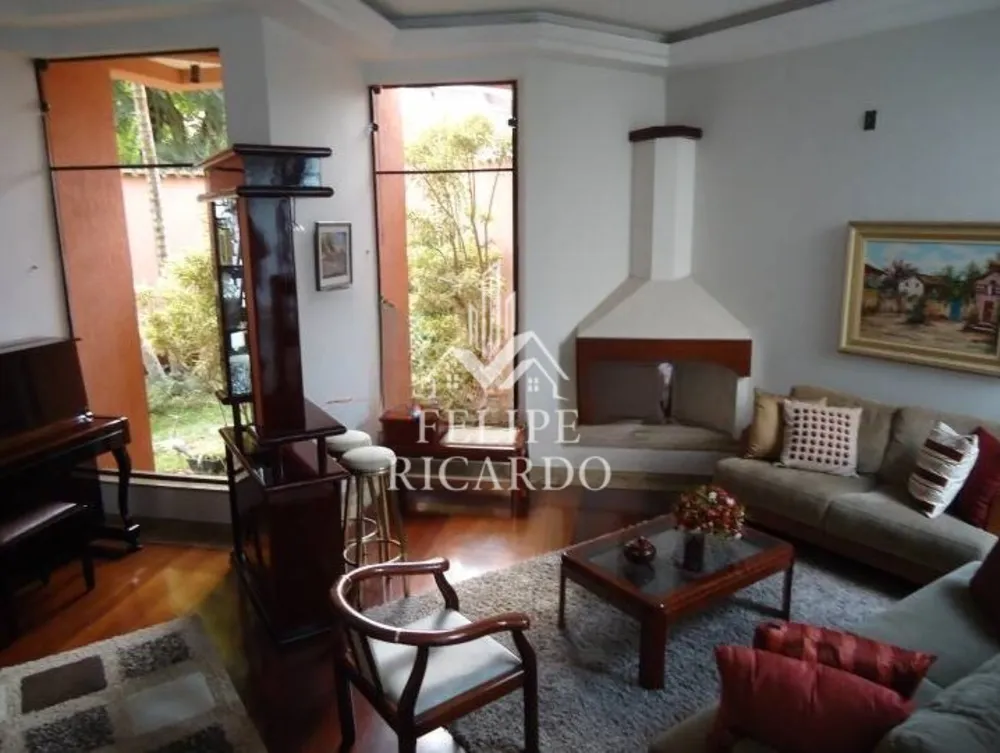 Casa, 4 quartos, 311 m² - Foto 1