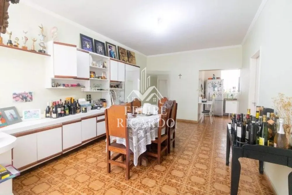 Casa, 4 quartos, 300 m² - Foto 1