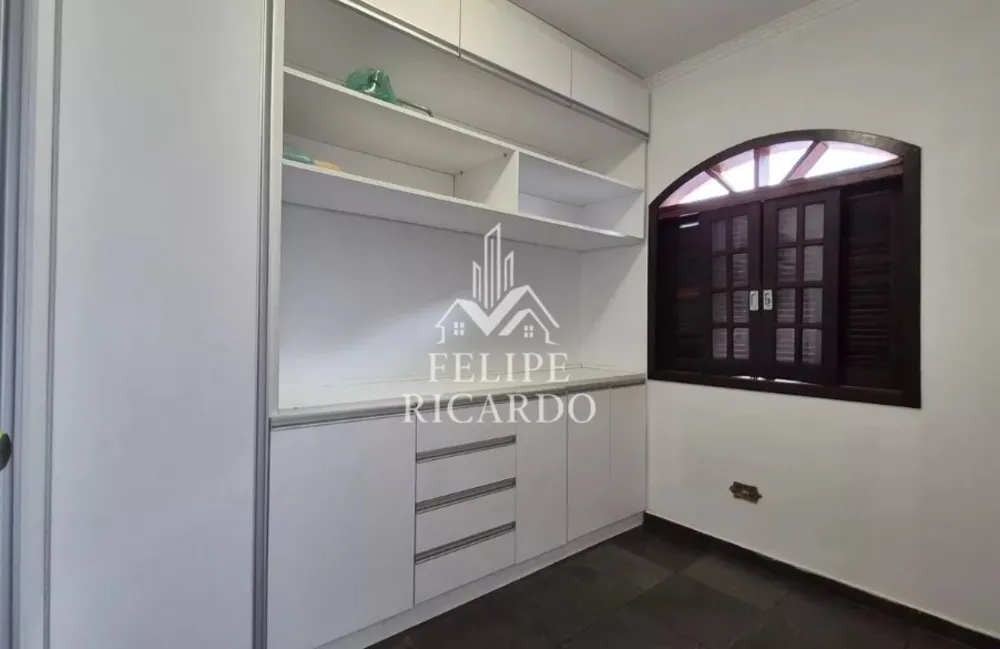 Casa, 3 quartos, 270 m² - Foto 13