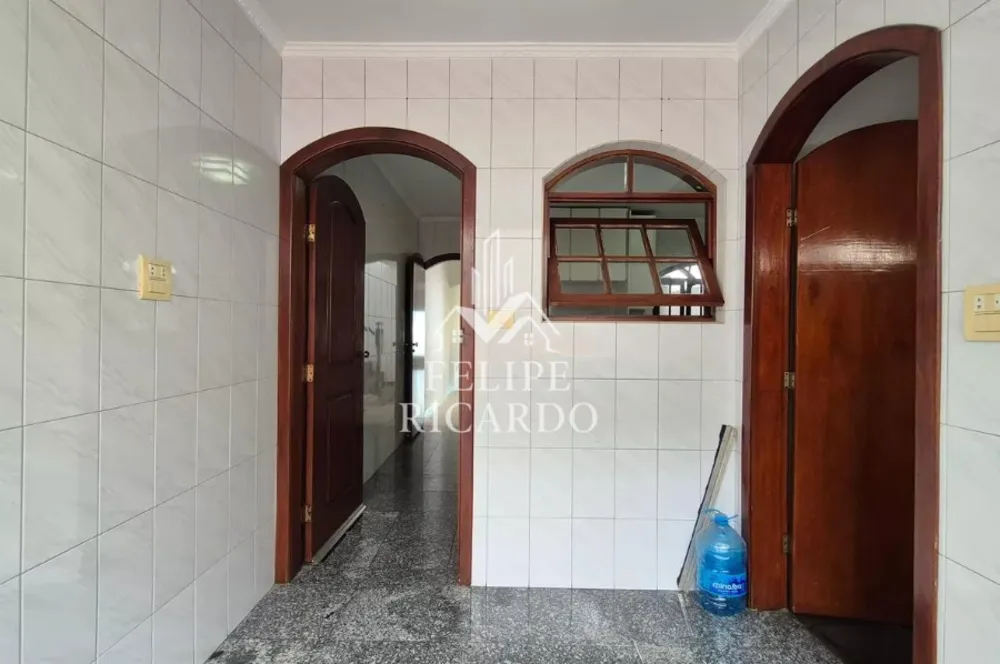 Casa, 3 quartos, 270 m² - Foto 6