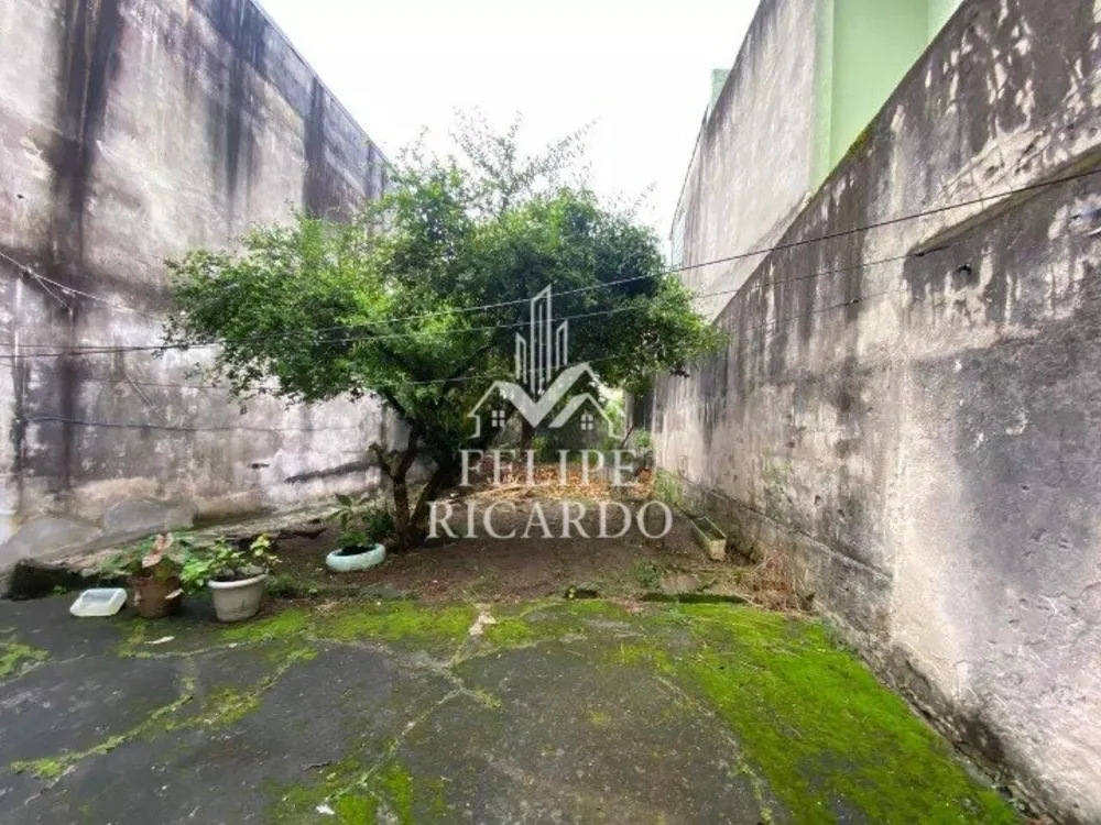 Casa, 4 quartos, 230 m² - Foto 1