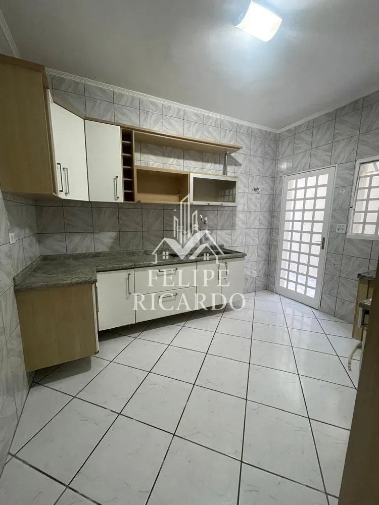 Casa, 3 quartos, 156 m² - Foto 1