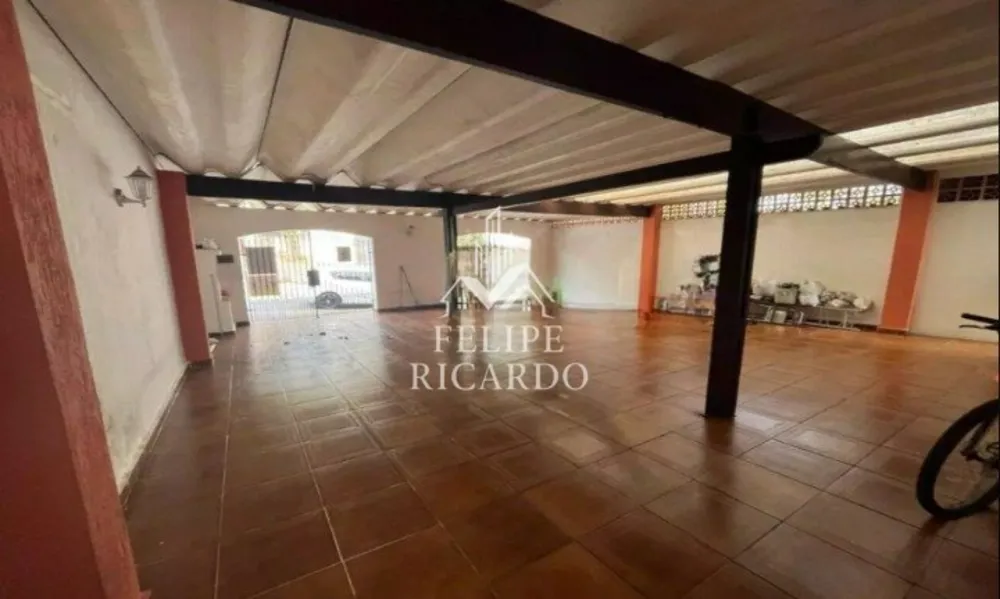 Casa, 3 quartos, 217 m² - Foto 2
