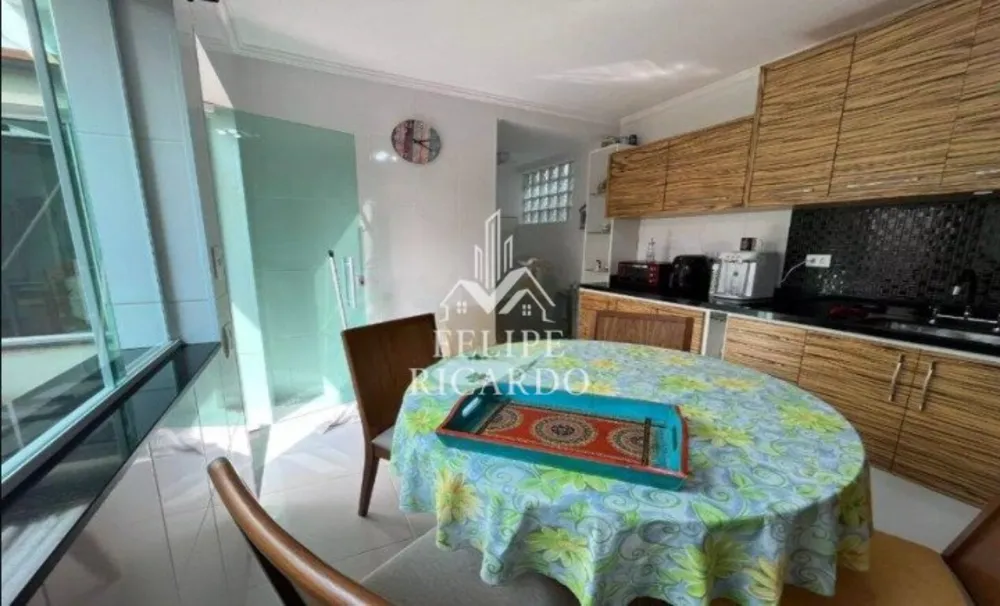Casa, 3 quartos, 217 m² - Foto 8